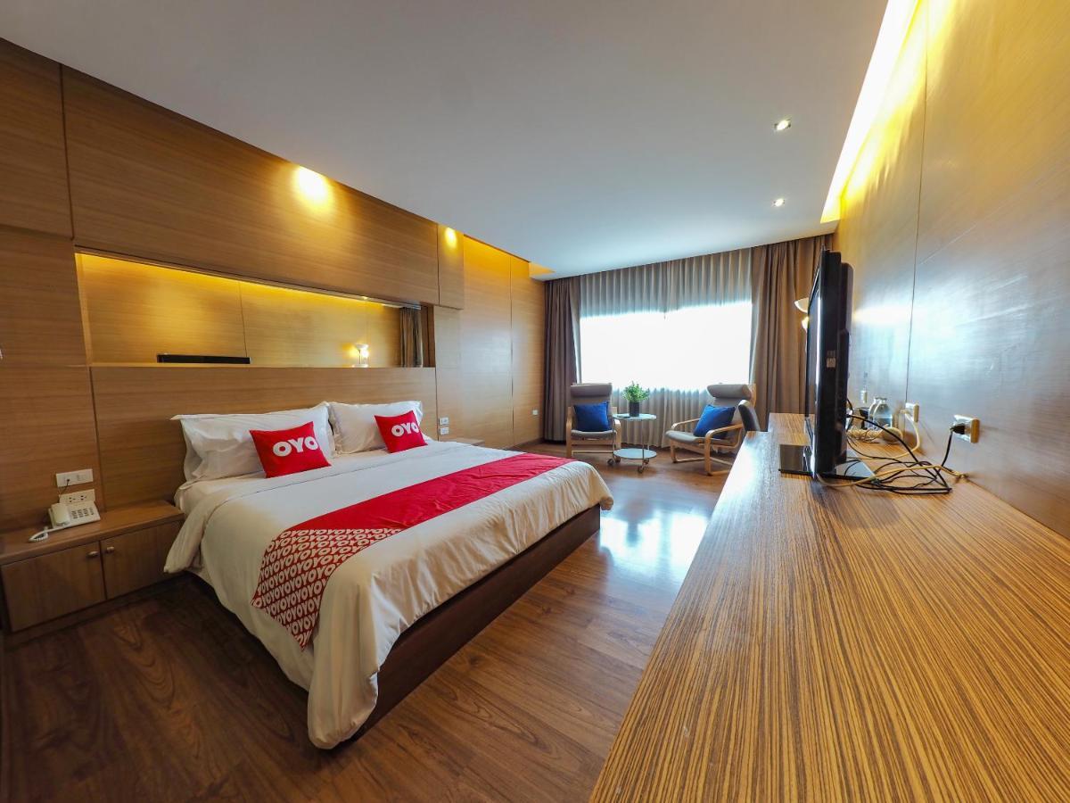 Nipa Garden Hotel Сураттхани Экстерьер фото
